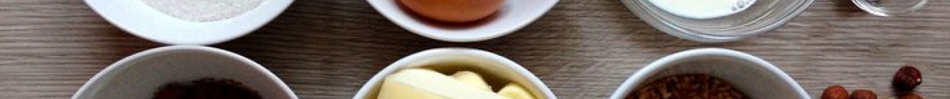 <p>Clases de cocina sobre una encimera de cocina Silverlam, tratada con un sistema antibacteriano.</p>
<p>Clases de cocina sobre una encimera de cocina Silverlam, tratada con un sistema antibacteriano.</p>